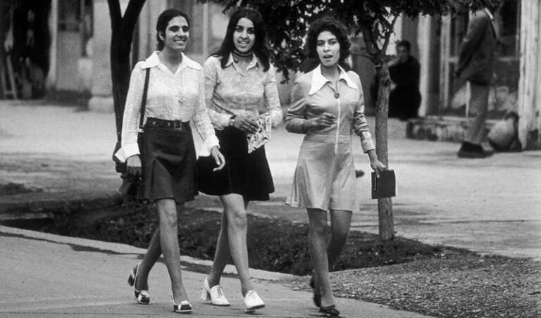 FEMMES EN AFGHANISTAN, 1972